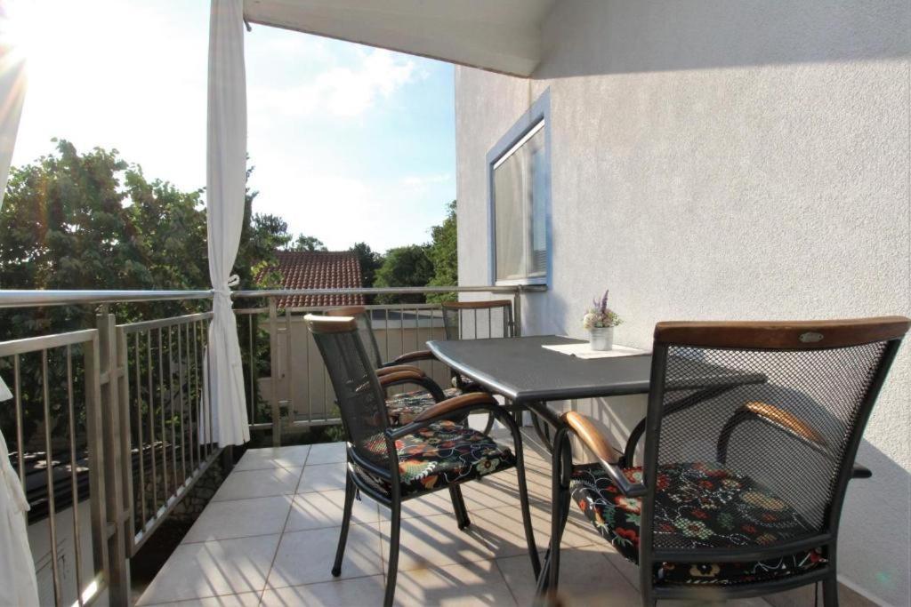 Apartmani Zec ชิโล ภายนอก รูปภาพ
