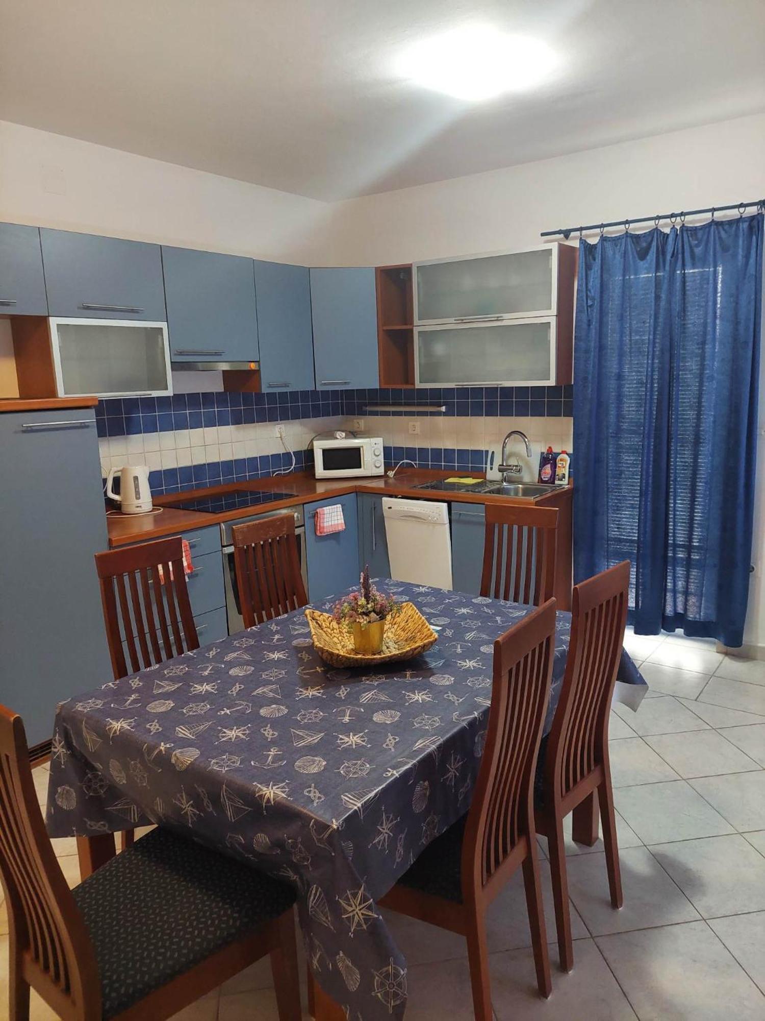 Apartmani Zec ชิโล ภายนอก รูปภาพ